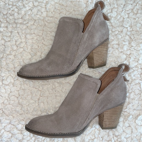 Jefferey Campbell Rosalee Taupe Suede Women’s Booties - Picture 3 of 7